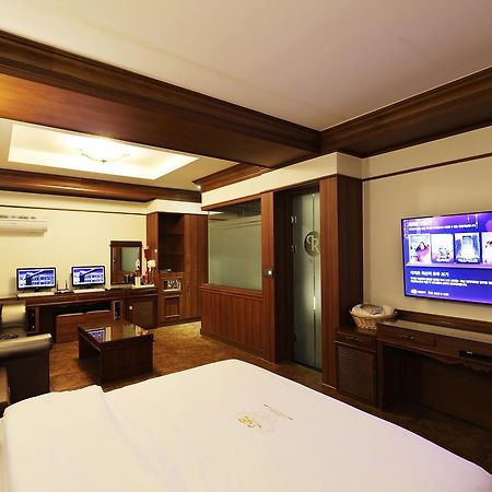 Bucheon SR Hotel Exterior foto